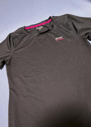 Футболка жіноча