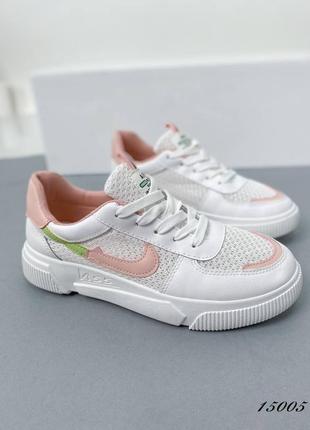 Білі пудрові шкіряні кросівки кеди з сіткою в сітку белые пудровые кожаные кроссовки кеды с сеткой в сетку на толстой подошве пудра