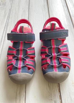 Босоніжки clarks