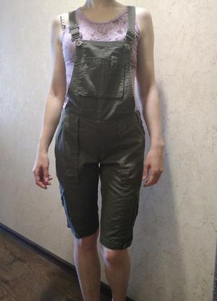 Комбинезон шорты цвета хаки 36 размер, s
