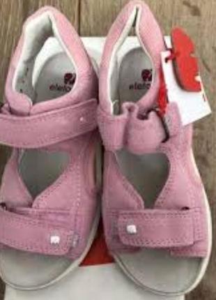 Босоножки натуральная замша.