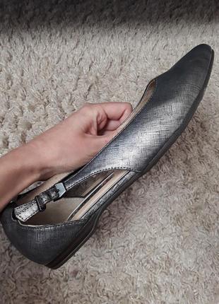 Красивенные серебряные босоножки туфли балетки от tamaris 39 размер4 фото