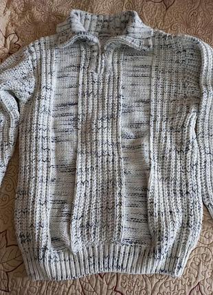 Кофта тепла.