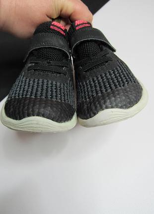 Продам кросівки nike 2