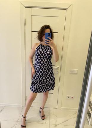 Трикотажное платье