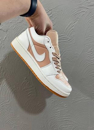 Жіночі кросівки nike air jordan 1 white beige 36-37-38-39-40-41