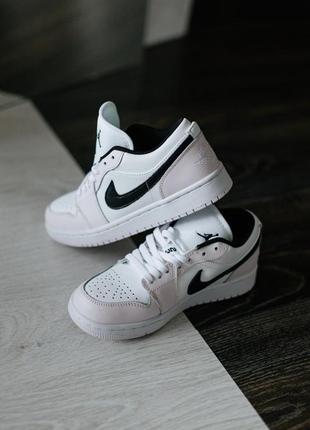 Женские кроссовки nike air jordan 1 white pink 36-37-38-39-40-41