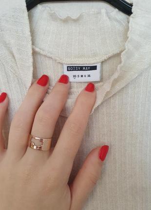 Фирменный гольфик 4