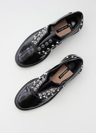 Стильні туфлі stradivarius