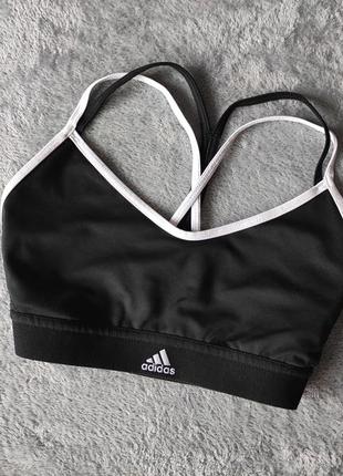 Топ спортивный adidas