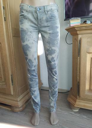 Джинси skinny