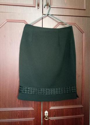 Спідниця жіноча чорна