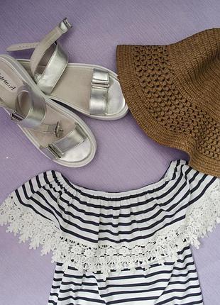 Пляжне літнє плаття\стильна трикотажна сукня з мереживом