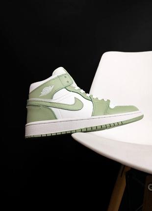 Кросівки nike air jordan 1 retro light green, кросівки жіночі, хайтопи, кеді