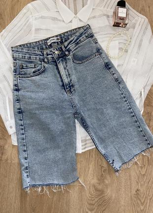 Бермуды женские джинсовые, шорты удлинённые на лето1 фото
