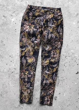 Denim hunter custom fit full flowers printed жіночі завужені джинси