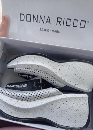 Взуття жіноче donna ricco