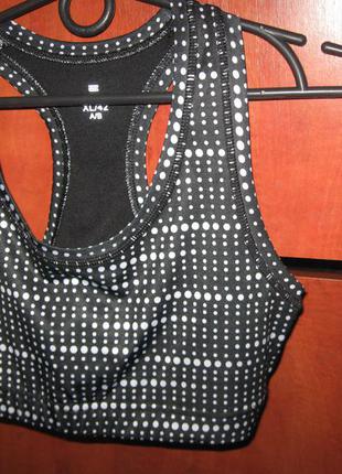 Топ спорт чорно-білий