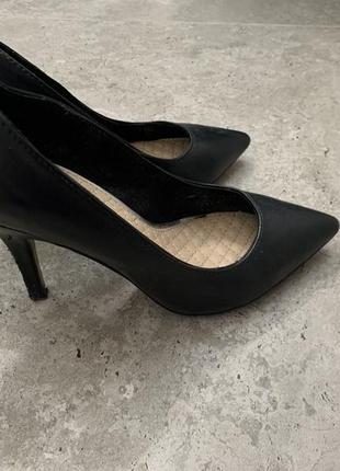 Лодочки bershka