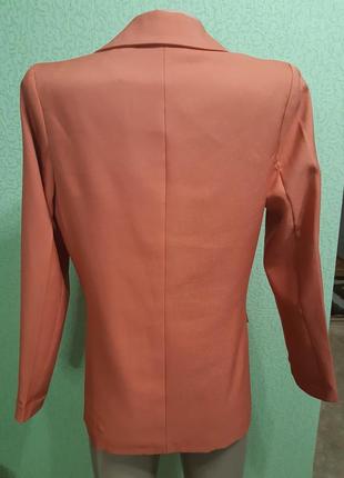 Однобортный пиджак жакет блейзер коралового цвета7 фото