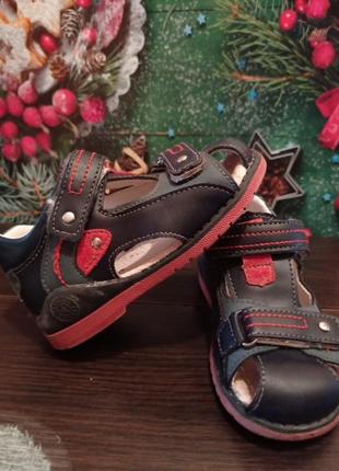 Босоніжки, сандалі, босоножки для хлопчика