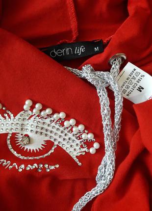Стильная женская,стрейчевая красная футболка derin life,с капюшоном,с принтом"глазки"4 фото