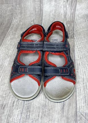Дитячі босоніжки оригінал сандалі 31 розмір2 фото