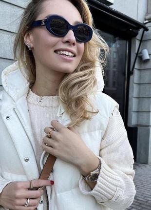 Солнцезащитные чёрные очки