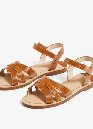 Нові шкіряні босоніжки zara р. 34