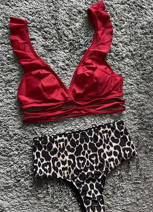 Чудовий бордовий леопардовий купальник