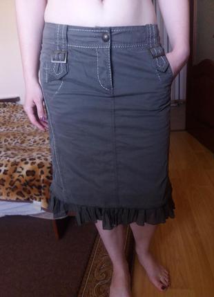 Прямая стильная юбка миди котоновая  цвета хаки 40 размер mexx