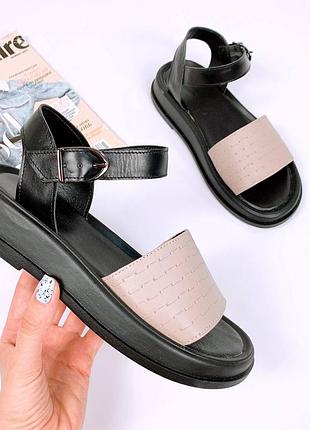 Босоніжки шкіра