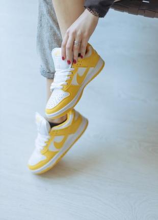 Кросівки sb dunk low кросівки yellow3 фото