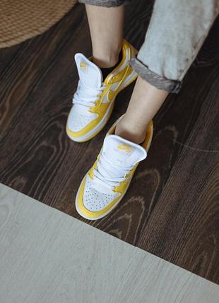Кросівки sb dunk low кросівки yellow8 фото