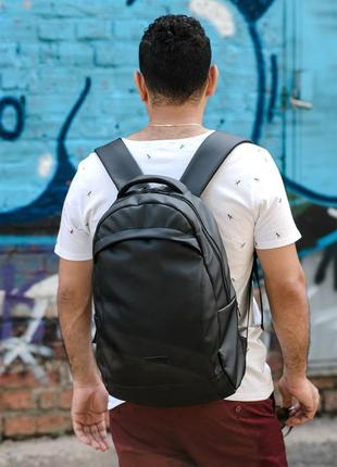 Чоловічий рюкзак -діловий, зручний під ноутбук для стильного, практичного та активного хлопця