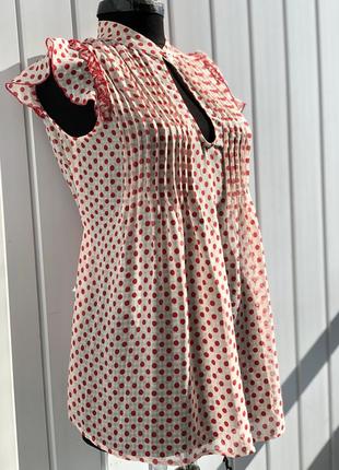 Красива ,ніжна  блузка в горох  з гарним поєднанням кольорів fornarina .2 фото