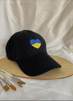 Патріотична жіноча бейсболка з малюнком ручної роботи