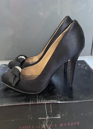 Badgley mischka black satin opel pump оригинал туфли7 фото