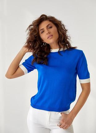 Жіноча футболка приталеного крою, вязаны футболка, теніска трикотажна, багато квітів, універсальна футболка, базова футболка