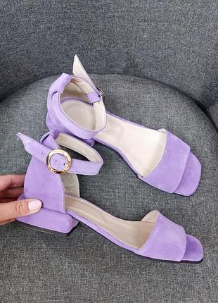 Босоножки цвет на выбор