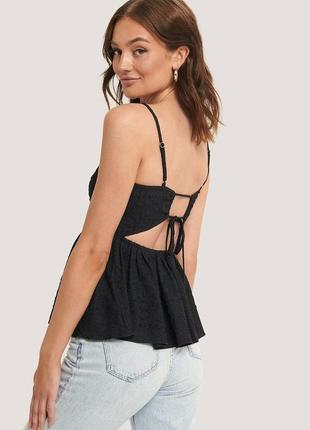 Топ з відкритою спиною na-kd фактурний s чорний