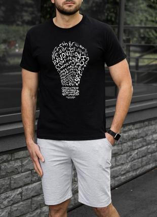 Чоловіча чорна футболка з принтом "лампочка"