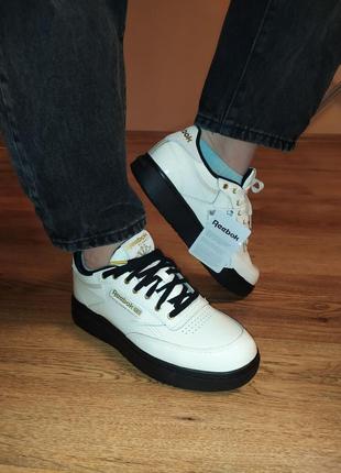 Кросівки Жіночі футболки reebok в івано-франківську