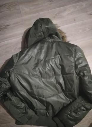 Нова куртка кольору хакі.2 фото