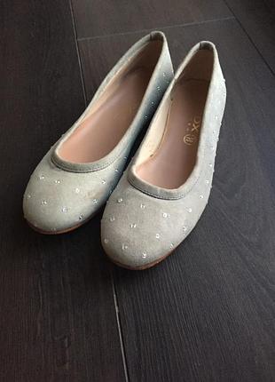 Балетки черевички geox з красивими намистинками-паєтками