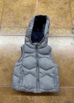 Жилетка на мальчика