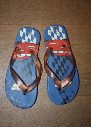 Літні фірмові в'єтнамки"тачки" р-31/32 для хлопчика стан відмінний