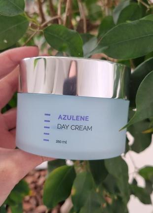 Денний крем holy land cosmetics azulene day care