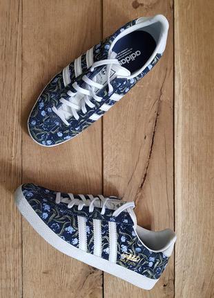 Женские кроссовки adidas gazelle