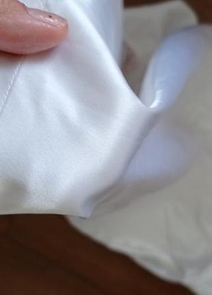 Белая юбка атлас на запах🤍6 фото